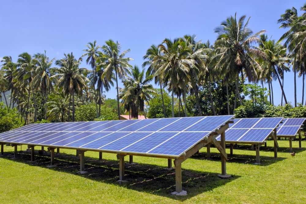 solar panel in the tropics - cook islands