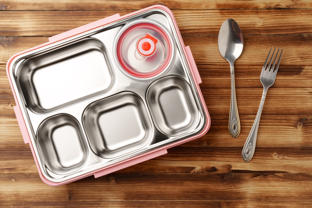 media sosial, bekas makanan guna semula, reuseable, sudu garpu